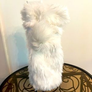 Cute Faux Fur Wine Gift Bag!